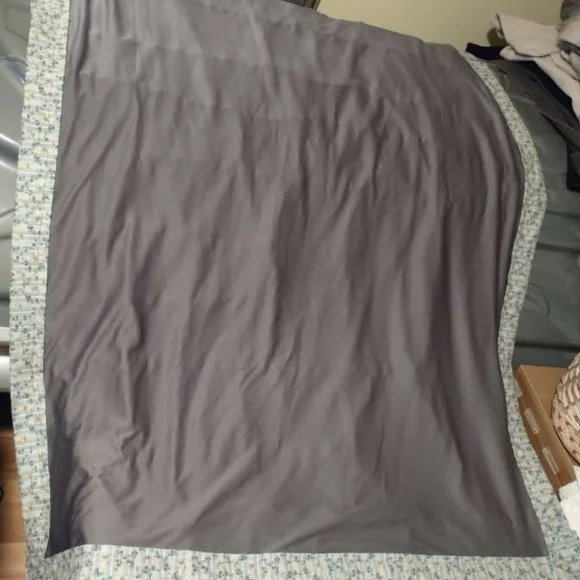 **Flash Sale** HANDMADE Patchwork Quilt in Blue and White - Picture 3 of 3